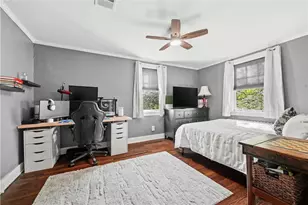 240 Inglewood Dr, Pittsburgh, PA 15228 - Photo 25