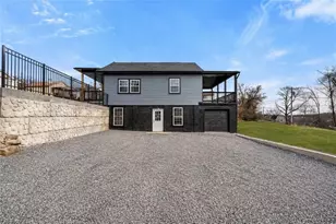300 3rd St, Smith Township, PA 15054 - Photo 37