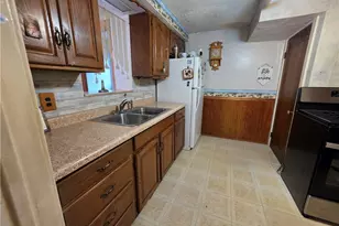 1521 Pacific Ave, Harrison Township, PA 15065 - Photo 7