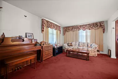 1521 Pacific Ave, Harrison Township, PA 15065 - Photo 3