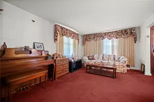 1521 Pacific Ave, Harrison Township, PA 15065 - Photo 3