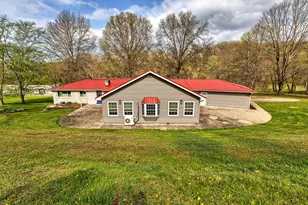 140 Keck Ln, Ruffs Dale, PA 15679 - Photo 7
