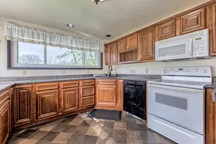 140 Keck Ln, Ruffs Dale, PA 15679 - Photo 17