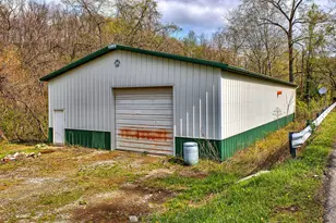 140 Keck Ln, Ruffs Dale, PA 15679 - Photo 35