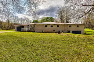 140 Keck Ln, Ruffs Dale, PA 15679 - Photo 1