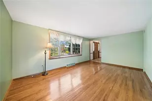 3902 Glencoe Ct, Murrysville, PA 15668 - Photo 15