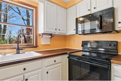 3902 Glencoe Ct, Murrysville, PA 15668 - Photo 7