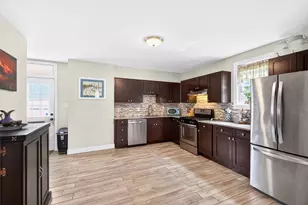 2835 Edwards Wy, Pittsburgh, PA 15203 - Photo 7