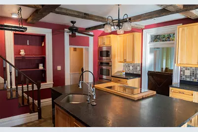 262 Durst Rd, Penn Twp, PA 15642 - Photo 9