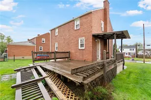 2050 Elmbrook Ln, Scott Township, PA 15243 - Photo 27