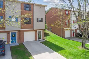 196 Woodhaven Dr, Seven Fields Boro, PA 16046 - Photo 3
