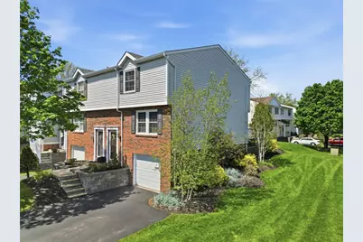1613 Jefferson Ridge Dr, Jefferson Hills, PA 15025 - Photo 1