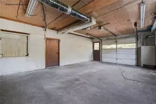 6453 Old Pulaski Rd, Pulaski Township, PA 16142 - Photo 39