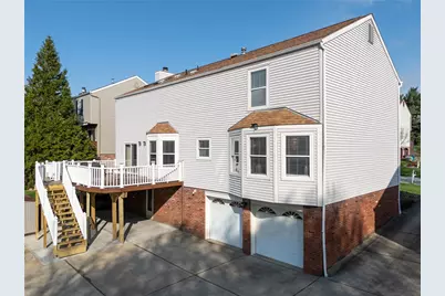 420 Shelbourne Dr, Pittsburgh, PA 15239 - Photo 45