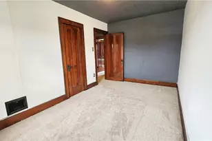 1104 Center Ave, Ellwood City, PA 16117 - Photo 25
