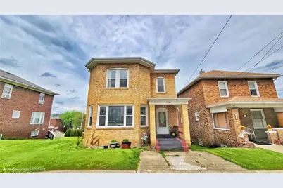 1104 Center Ave, Ellwood City, PA 16117 - Photo 1