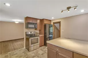 3271 Meadowbrook Dr, Murrysville, PA 15668 - Photo 7