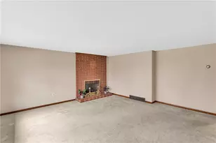 3271 Meadowbrook Dr, Murrysville, PA 15668 - Photo 11