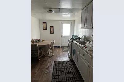 924 Island Avenue, McKees Rocks, PA 15136 - Photo 5