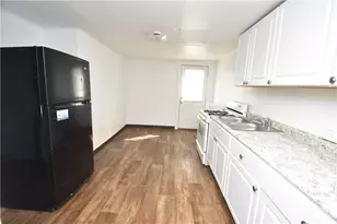 924 Island Ave, McKees Rocks, PA 15136 - Photo 11