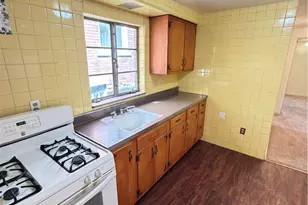 1043 Welfer St, Pittsburgh, PA 15217 - Photo 13