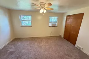1043 Welfer St, Pittsburgh, PA 15217 - Photo 17