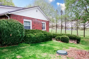 854 N Washington Rd, Washington Township, PA 16050 - Photo 5