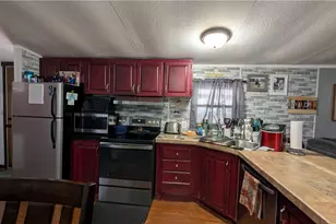 203 Colvin Rd, Greensboro, PA 15338 - Photo 3