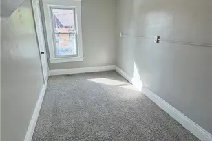 422 Glen Ave, Ellwood City, PA 16117 - Photo 13