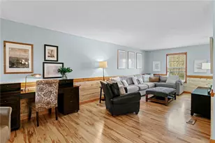 5029 Summit Dr, Hampton, PA 15101 - Photo 5