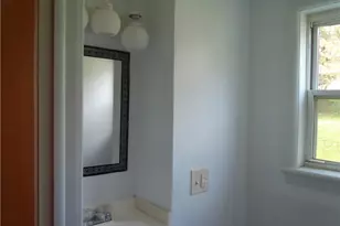 503 Greenfield Rd, Vanderbilt, PA 15486 - Photo 9