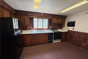 214 Madison Ave, Sewickley Township, PA 15637 - Photo 3