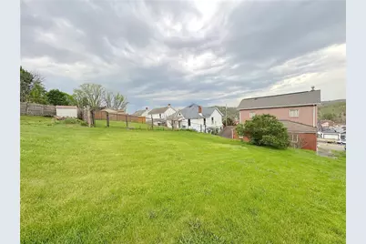214 Madison Ave, Sewickley Township, PA 15637 - Photo 17
