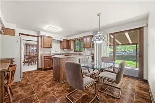 167 Black Oak Dr, Scott Township, PA 15220 - Photo 15