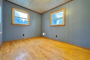 421 S Main St, Greenville Boro, PA 16125 - Photo 17