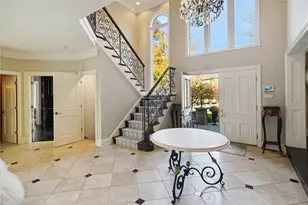 2102 Chablis Ct, Hampton, PA 15044 - Photo 3