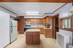 161 W Beechwood Rd, North Beaver Township, PA 16112 - Photo 7