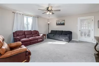 1971 Henderson Ave, Chartiers, PA 15301 - Photo 5