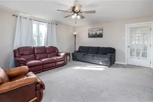 1971 Henderson Ave, Chartiers, PA 15301 - Photo 5