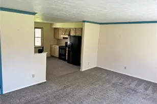 21 West Dr, West Salem Township, PA 16125 - Photo 5