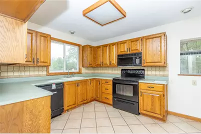 860 Parkview Drive, Westmont Hilltop School District, PA 15905 - Photo 7