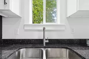 141 W 15th Ave, Homestead, PA 15120 - Photo 19