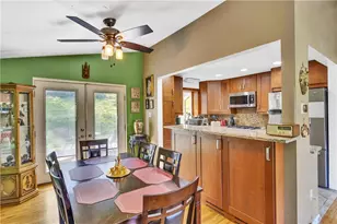 134 Bleil Dr, Pittsburgh, PA 15116 - Photo 5