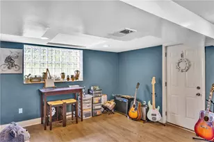 134 Bleil Dr, Pittsburgh, PA 15116 - Photo 9