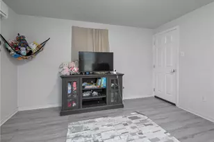 430 1/2 Glass Alley, Houston, PA 15342 - Photo 13
