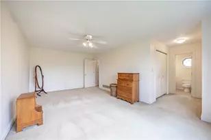 224 Country View Dr, Lower Burrell, PA 15068 - Photo 23