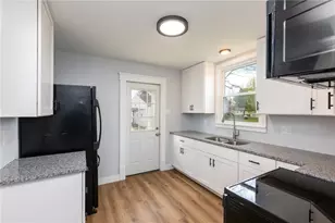 939 Warren Ave, New Castle, PA 16101 - Photo 13