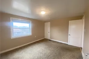 1025 Logan Rd, North Versailles, PA 15137 - Photo 19