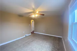 1025 Logan Rd, North Versailles, PA 15137 - Photo 13