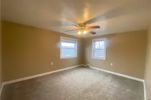 1025 Logan Rd, North Versailles, PA 15137 - Photo 11